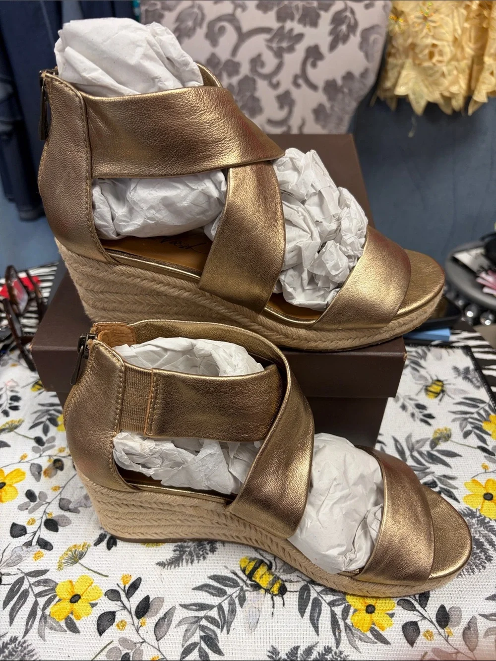 Patricia Nash Metallic Gold Espadrille Wedge Sandals UUK9P9